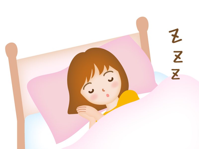 寝ている女性